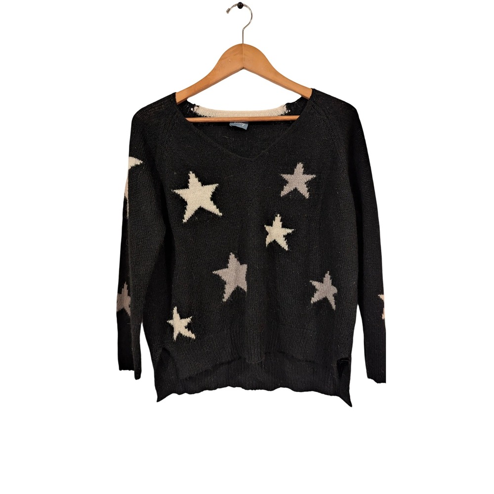Neely Star Print V-Neck Sweater Small Black Gray White Knit Pullover Celestial